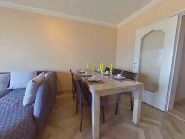 Toplocatie Middelkerke Frontal Sea View Apartment